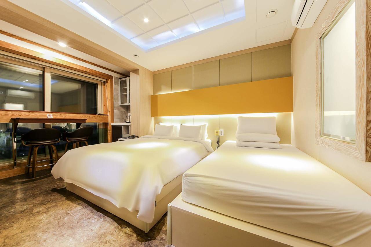 גנגנאונג Hotel Topsville מראה חיצוני תמונה
